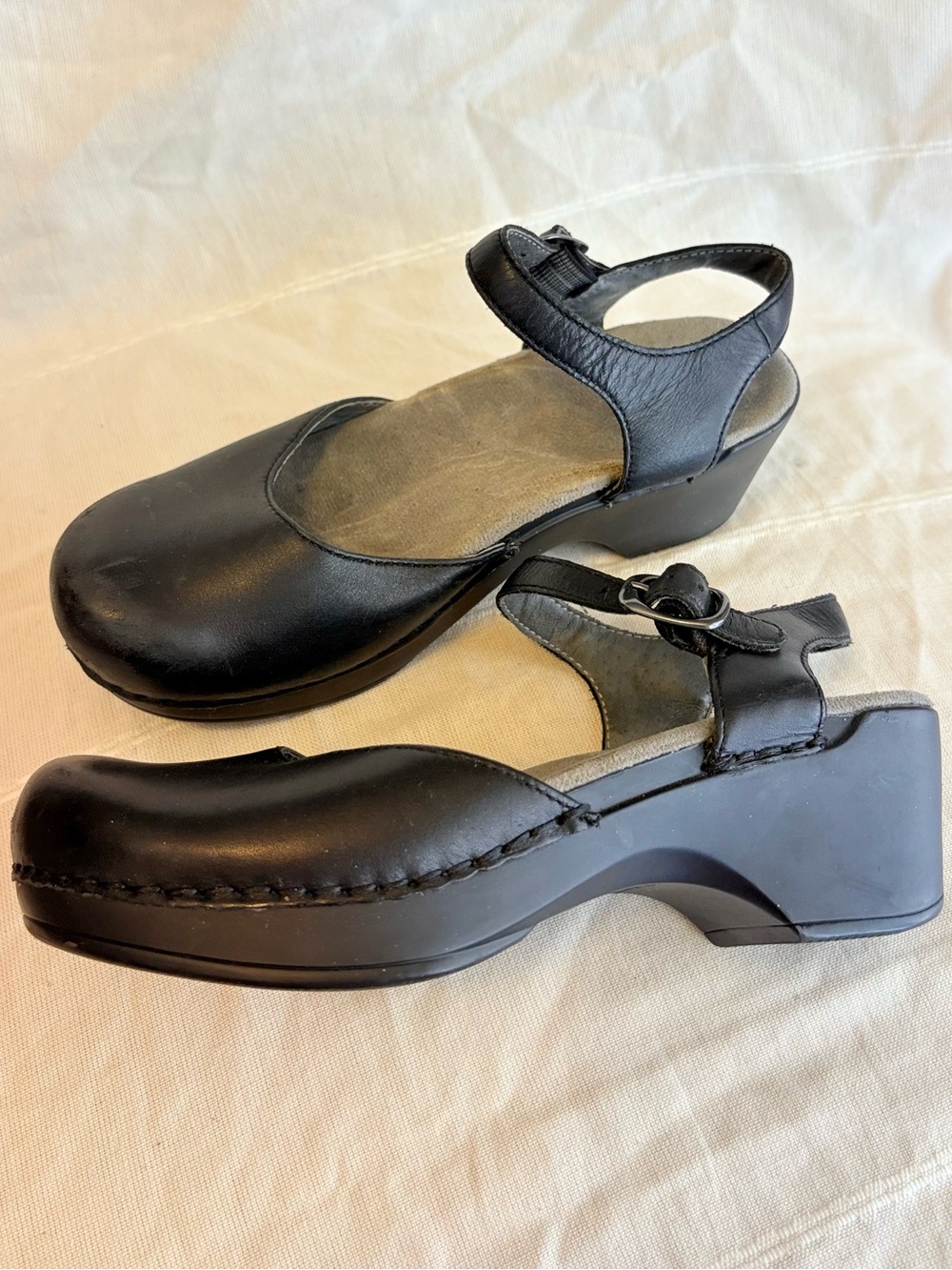 Dansko Black Sam Clog 37